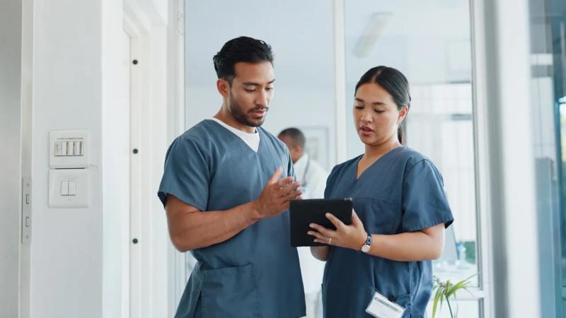 Oracle Picture 2 - two physicians